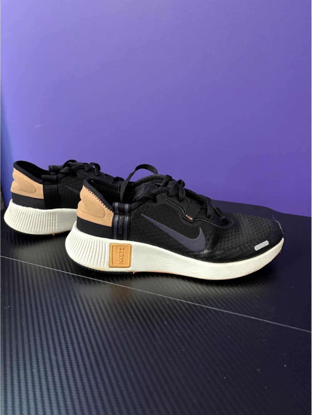 Women's Nike Size 7